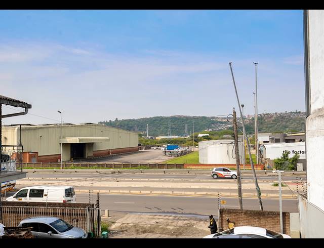 2,986M² WAREHOUSE FOR SALE IN SPRINGFIELD